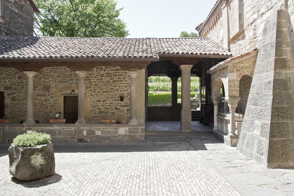 Historical House Medieval Abbey - Al Chiostro Sotto il Monte Room photo